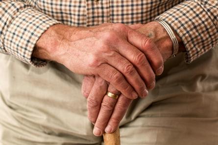 „Senioren, die billigere Medikamente verschrieben bekommen, dürfen dafür nicht bestraft werden!“